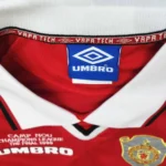 Retro Manchester United 1999/00 Home Long Sleeve Jersey - Image 3