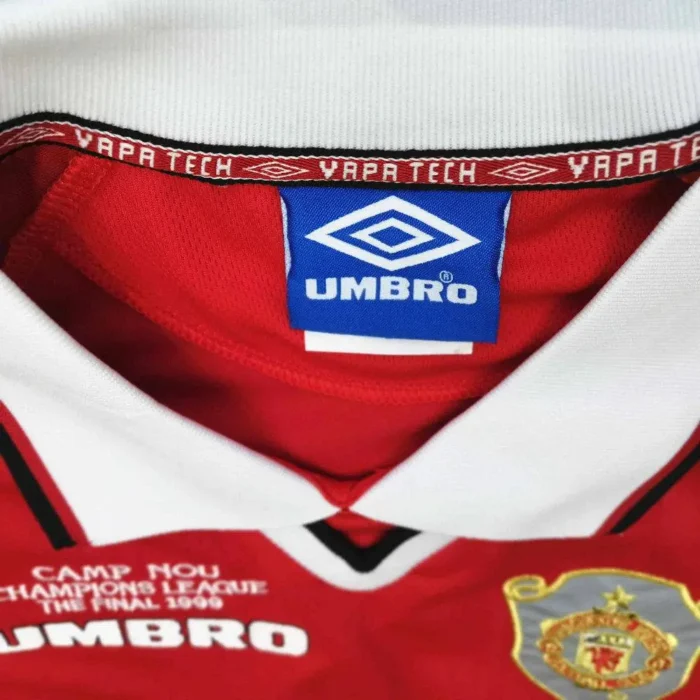 Retro Manchester United 1999/00 Home Long Sleeve Jersey - Image 3