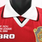 Retro Manchester United 1999/00 Home Long Sleeve Jersey - Image 4