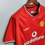 Retro Manchester United 2000/01 Home Jersey - Image 4