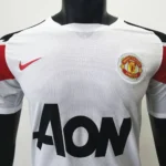 Retro Manchester United 2010/11 Away Jersey - Image 3