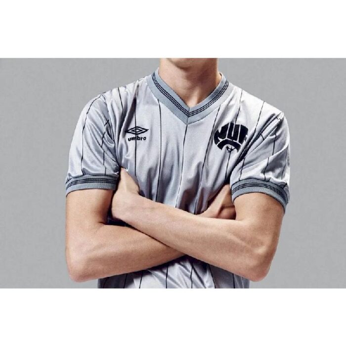 Retro Newcastle United 1983/85 Away Jersey - Image 4