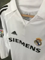 Retro Real Madrid 2005/06 Home Long Sleeve Jersey - Image 3