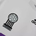 Retro Real Madrid 2006/07 Home Long Sleeve Jersey - Image 3
