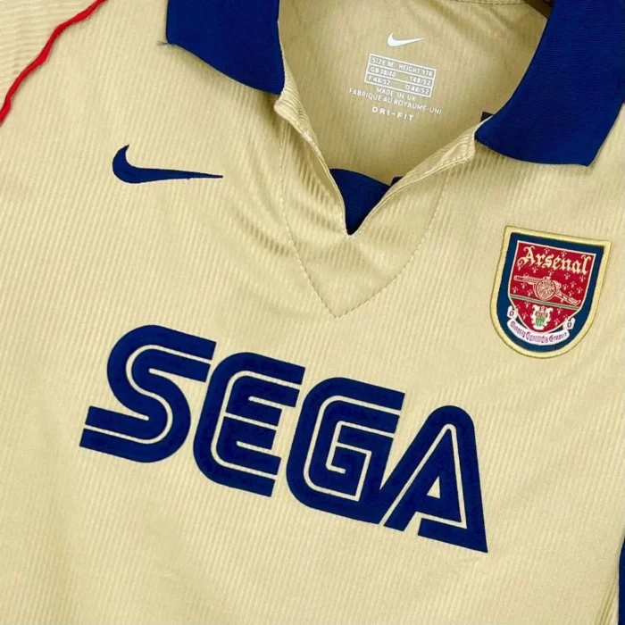 Arsenal 2001/02 Away Retro Jersey