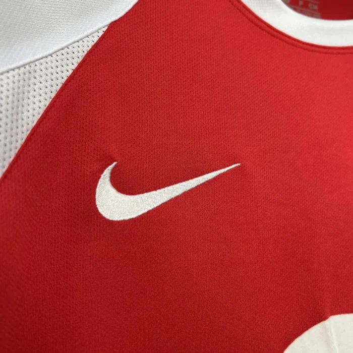 Arsenal 2002/04 Home Retro Jersey