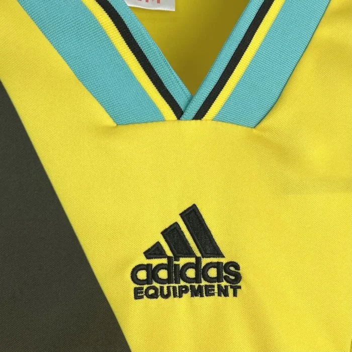 Bayern Munich 1993/95 Away Retro Jersey