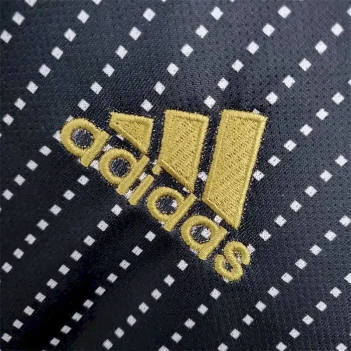 Bayern Munich 2021/22 Away Retro Jersey