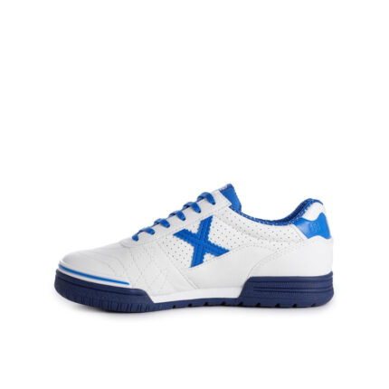 Munich Profit Junior Indoor Football Boots – White/Navy – view 2