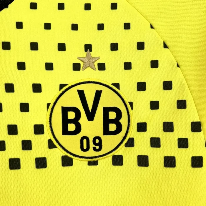 Borussia Dortmund 2011/12 Home Retro Jersey