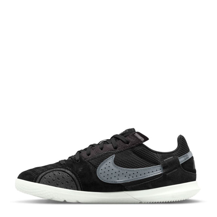 Nike Streetgato Low Top Junior Indoor Football Boots – Black/White – view 3