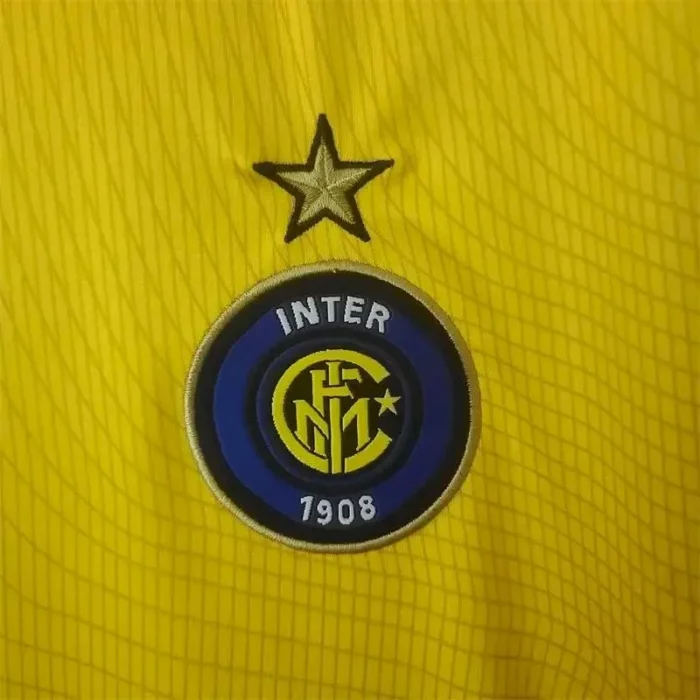 Inter Milan 2002/03 Third Retro Jersey