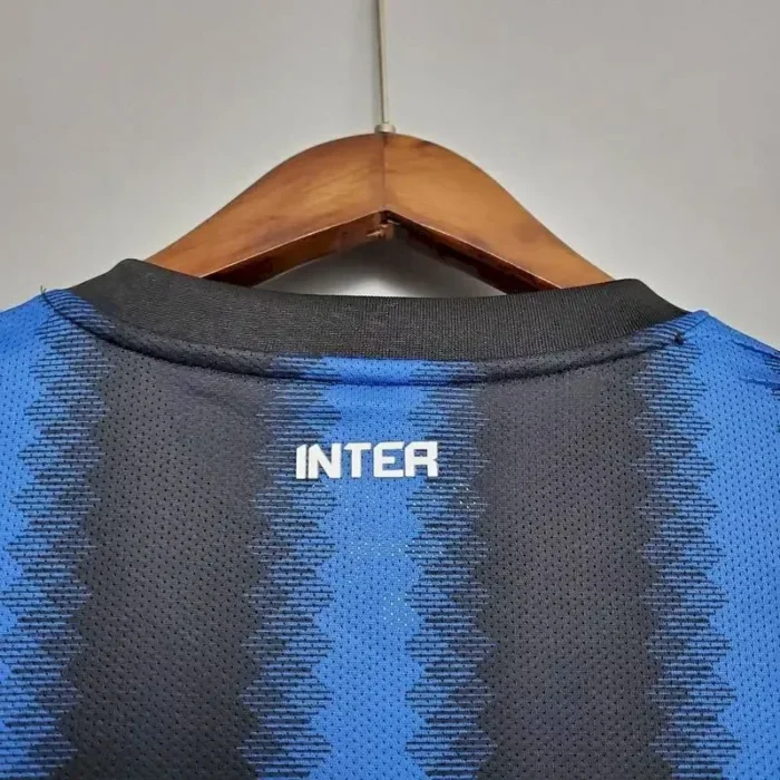 Inter Milan 2010/11 Home Retro Jersey