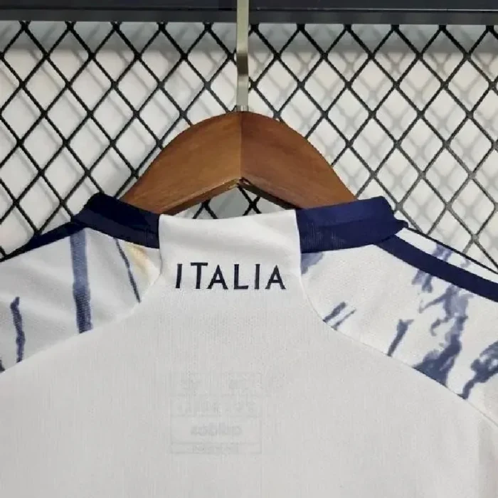 Italy 2023/24 Away Kids Kit