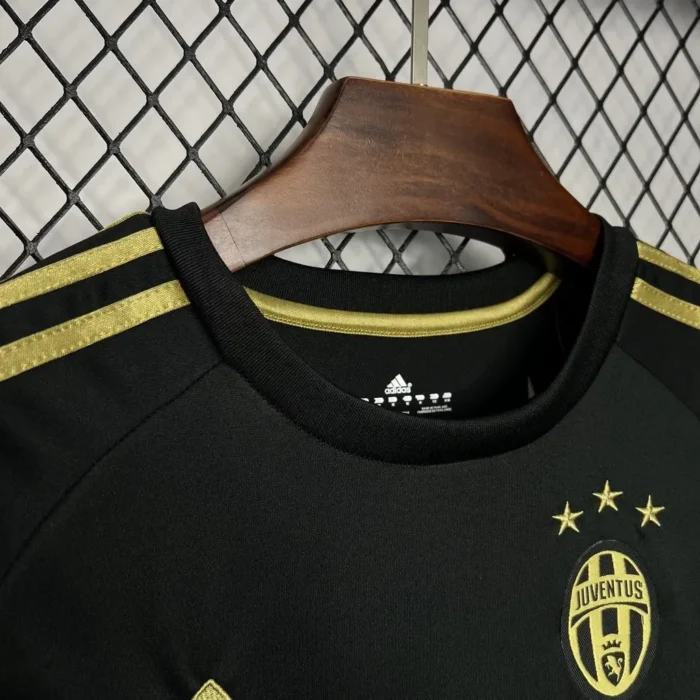 Juventus 2015/16 Third Retro Jersey