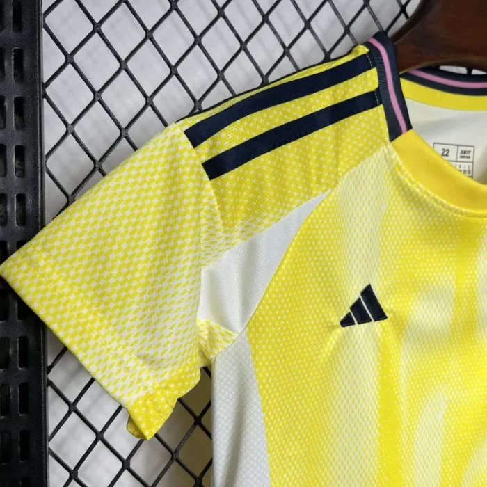 Juventus 2024/25 Away Kids Kit