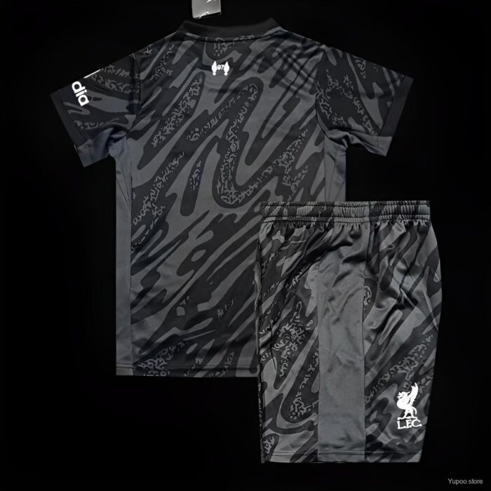 Kids Liverpool 2024/25 Goalkeeper Black Kit