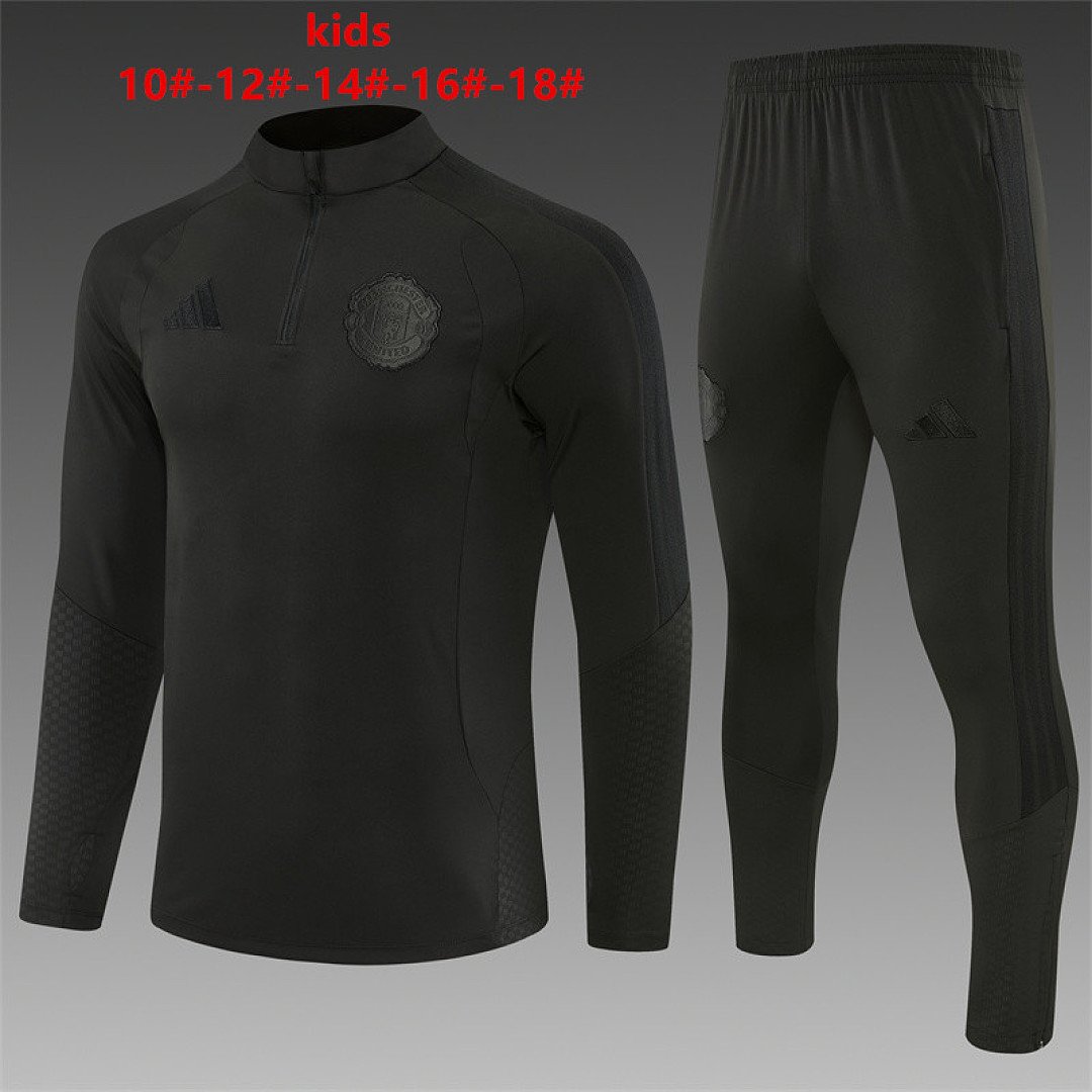 Kids Manchester United 2026/27 All Black Half-zip Tracksuit Kids Manchester United 2026/27 All Black Half-zip Tracksuit