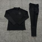 Kids Manchester United 2026/27 All Black Half-zip Tracksuit