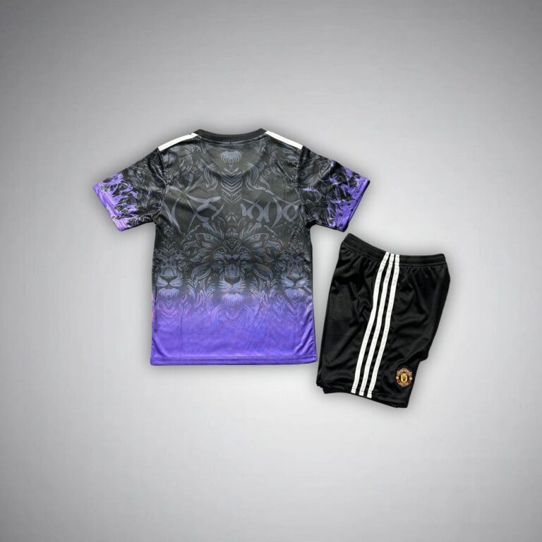 Kids Manchester United 2026/27 Force of Nature Premium Kit
