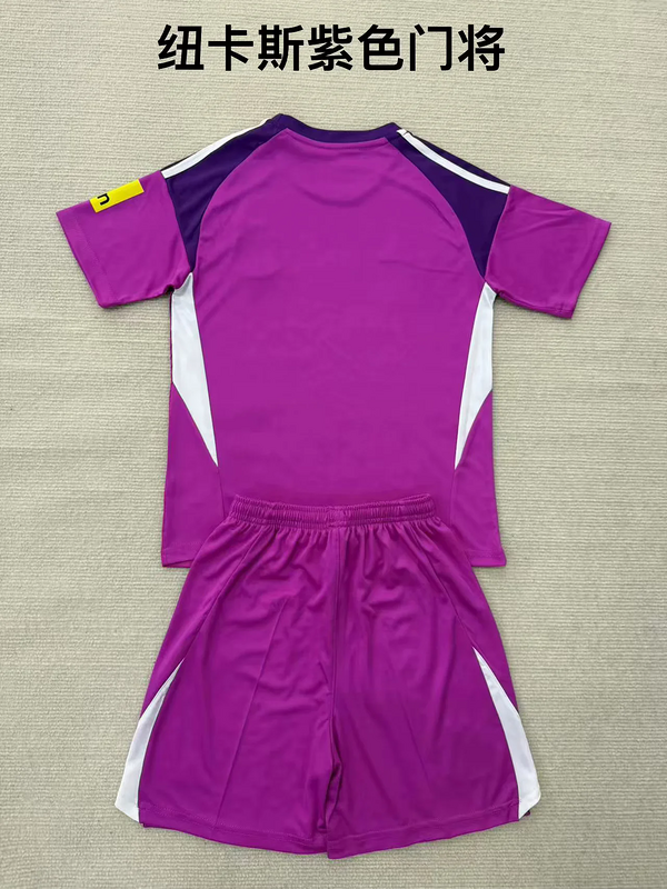 Kids Newcastle United 2025/26 Goalkeeper Purple Kit