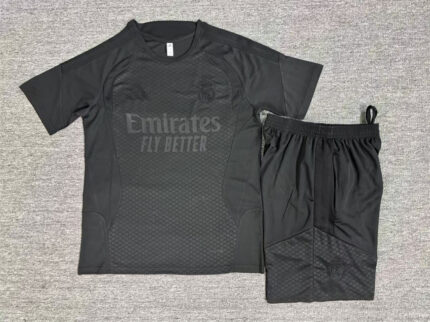 Kids Real Madrid 2026/27 All Black Training Jersey