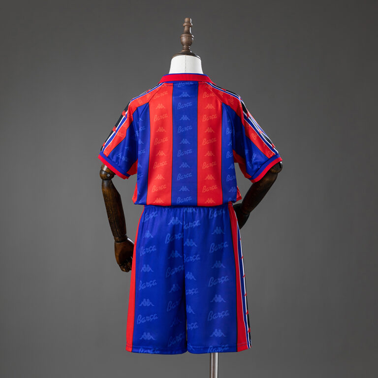 Kids Retro Barcelona 1996/97 Home Kit