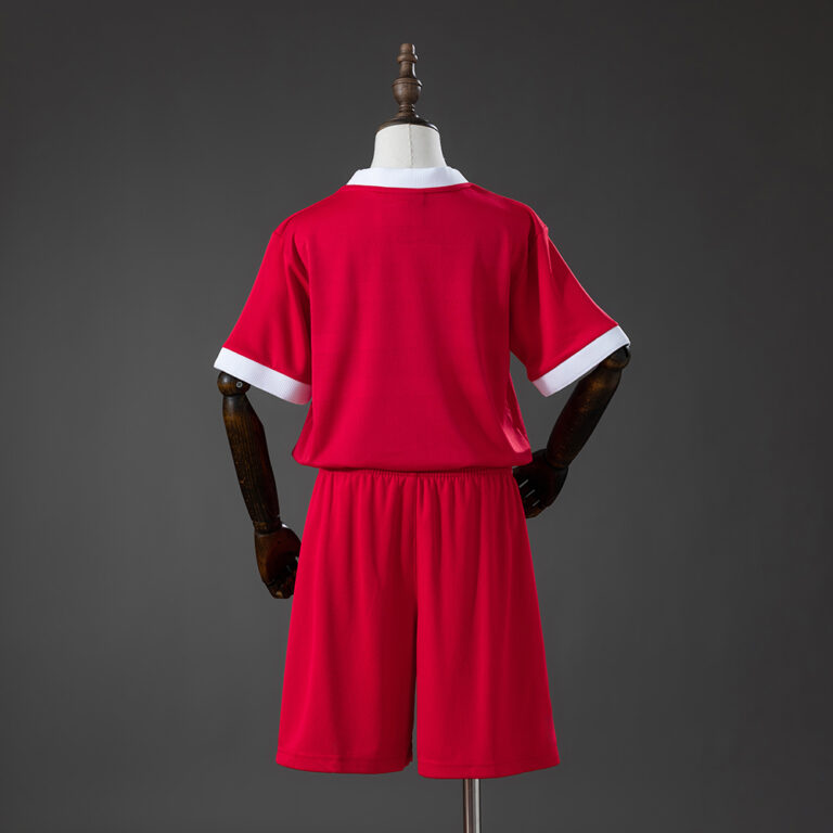 Kids Retro Liverpool 1995/96 Home Kit