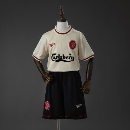 Kids Retro Liverpool 1996/97 Away Kit