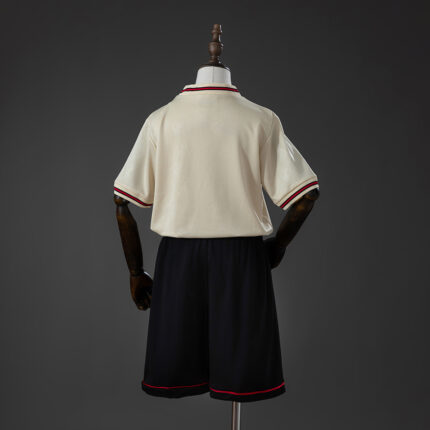 Kids Retro Liverpool 1996/97 Away Kit