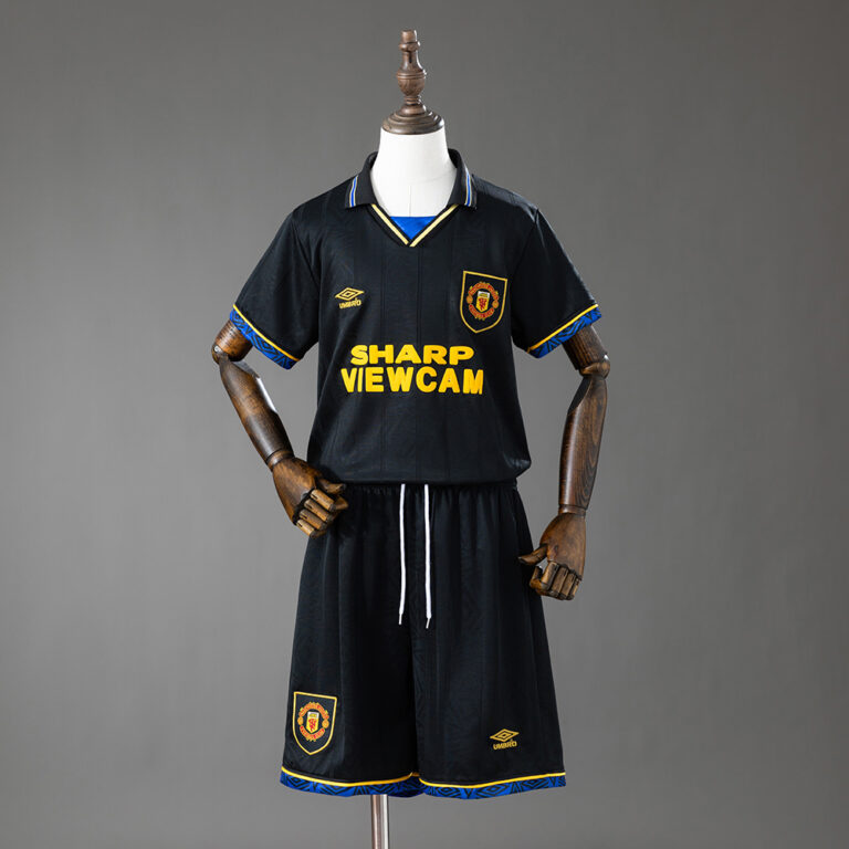 Kids Retro Manchester United 1993/94 Away Kit