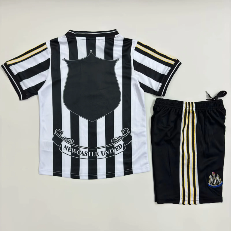 Kids Retro Newcastle United 1997/99 Home Kit