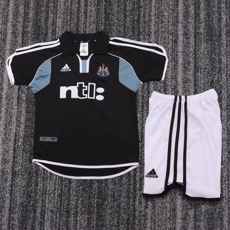Kids Retro Newcastle United 2000/01 Away Kit
