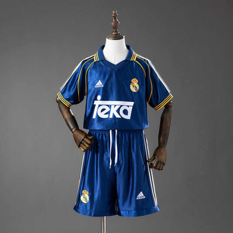Kids Retro Real Madrid 1998/00 Third Kit