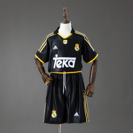 Kids Retro Real Madrid 1999/01 Away Kit