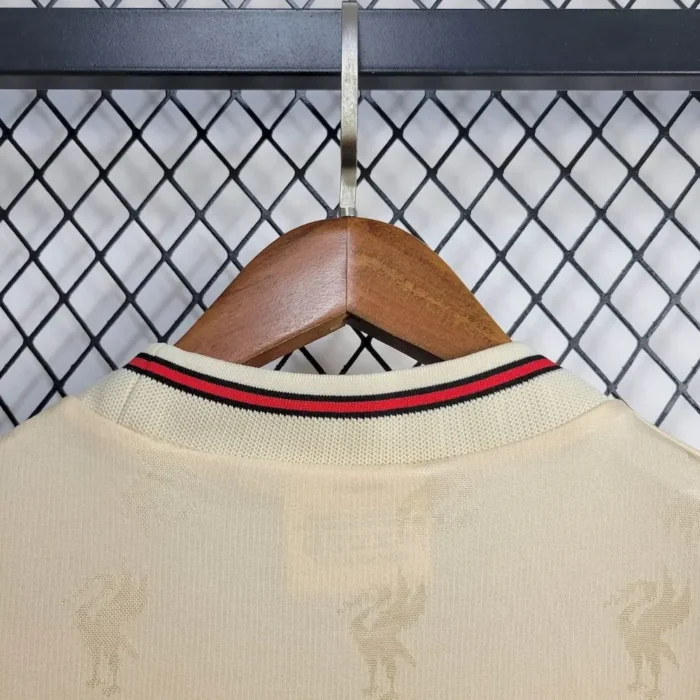 Liverpool 1996/97 Away Retro Jersey