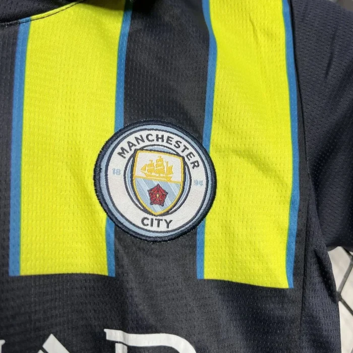 Manchester City 2024/25 Away Kids Kit