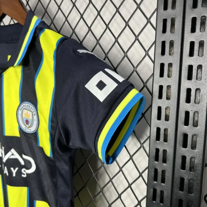 Manchester City 2024/25 Away Kids Kit
