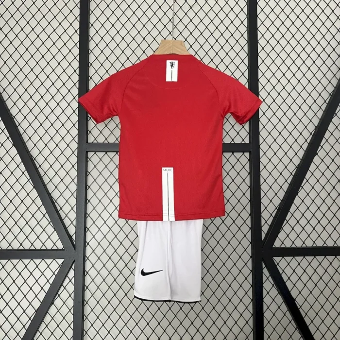 Manchester United 2007/08 Home Kids Retro Jersey And Shorts