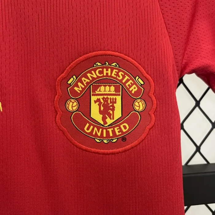 Manchester United 2007/08 Home Kids Retro Jersey And Shorts
