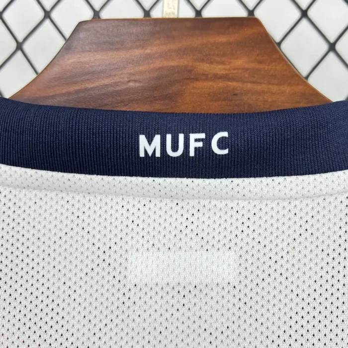 Manchester United 2008/09 Away Retro Jersey