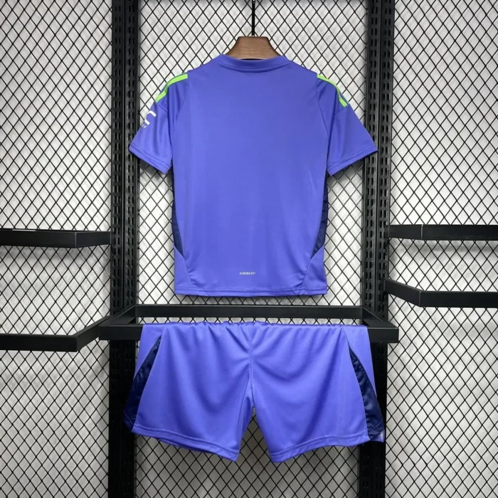 Manchester United 2024/25 Goalkeeper Kids Kit
