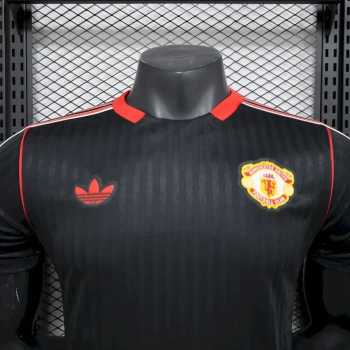 Manchester United 2025/26 Black Terrace Icons Jersey Player Version