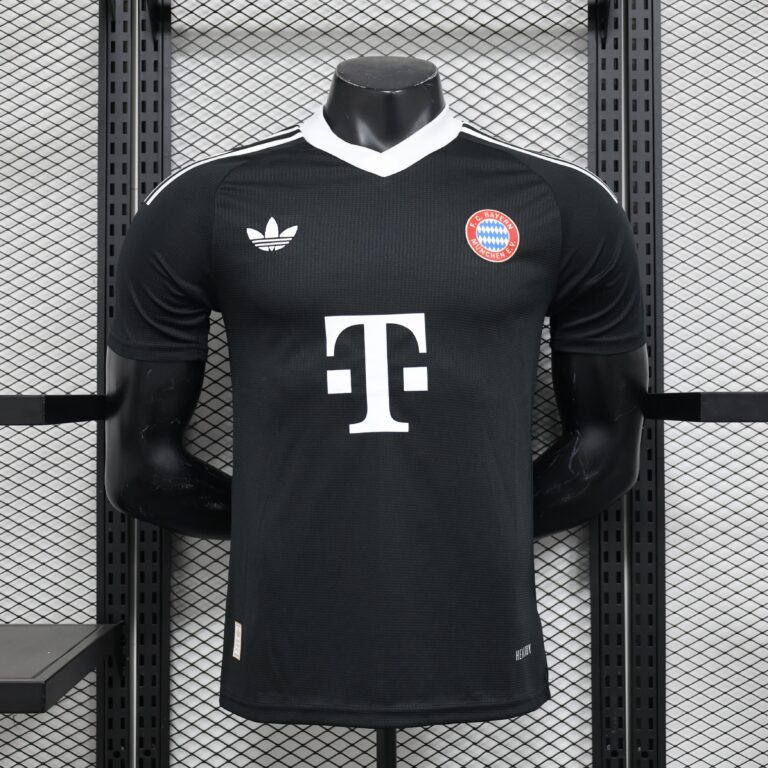 Mens Bayern Munich 2024/25 Goalkeeper Black Jersey Player Version