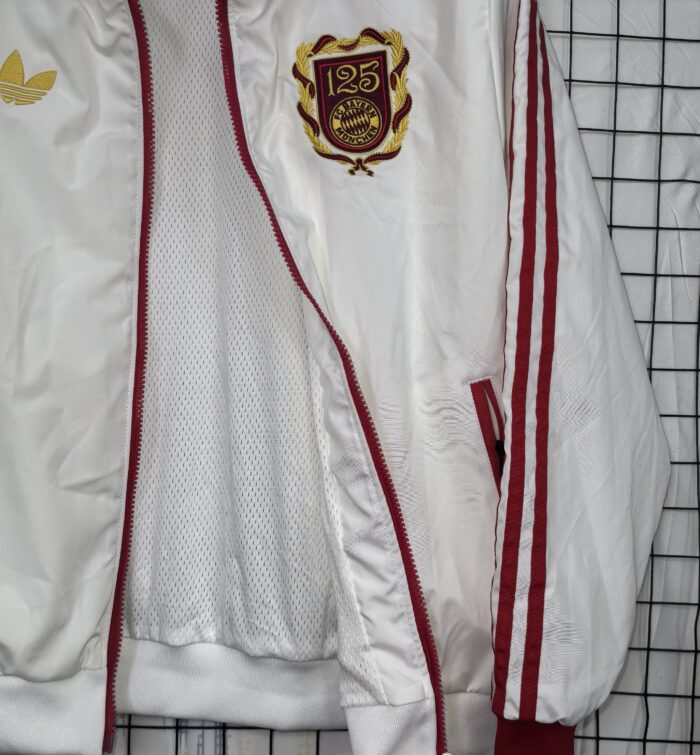 Mens Bayern Munich 2024/25 Windbreaker White Jacket