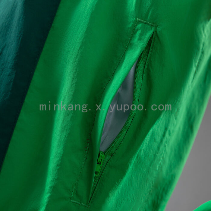 Mens Celtic 2025/26 Green Windbreaker Jacket