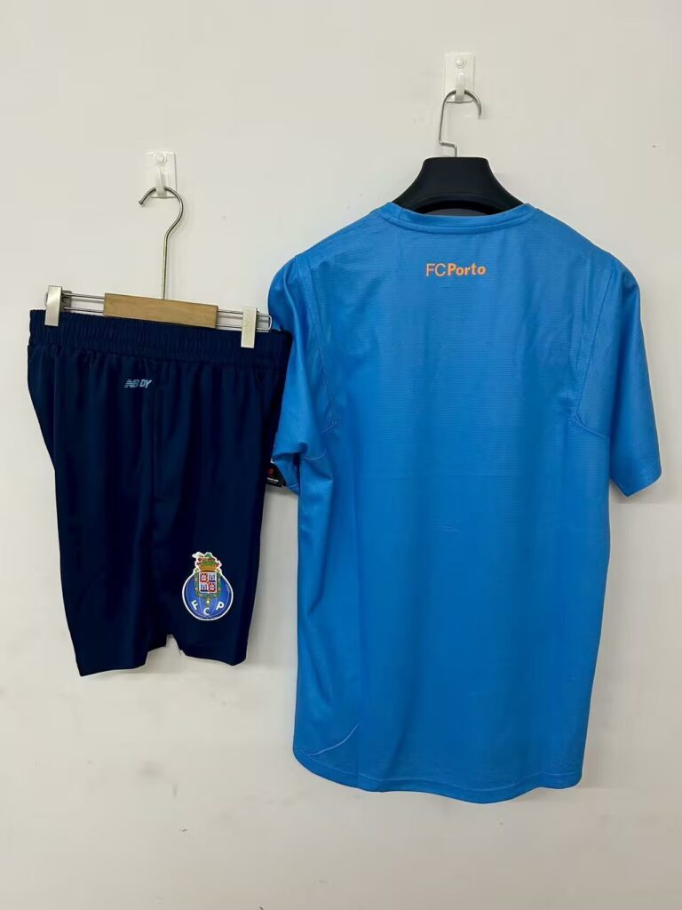Mens FC Porto 2025/26 sky blue Training Jersey