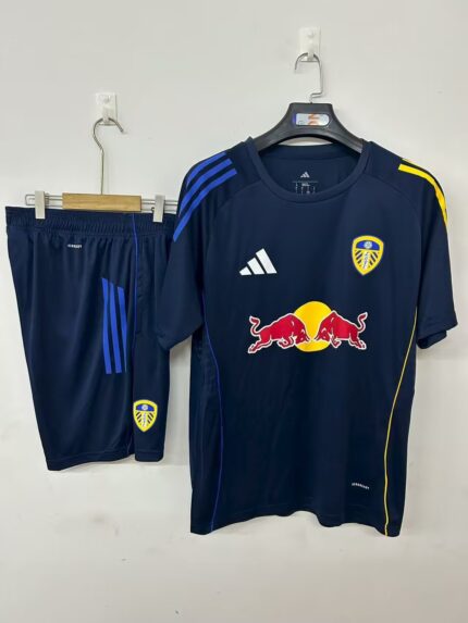 Mens Leeds United F.C. 2025/26 royal blue Training Jersey