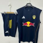 Mens Leeds United F.C. 2025/26 royal blue Training Vest