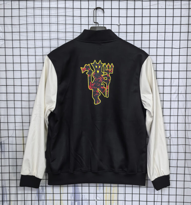 Mens Manchester United 2024/25 Black Jacket